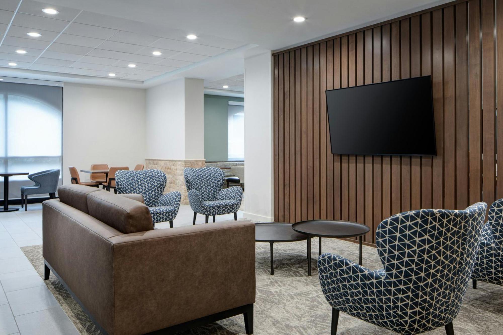 Springhill By Marriott Downtown / West End
